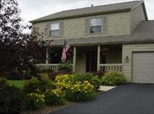 2681 Old Hunters Run Close, Rockford, IL 61114