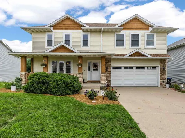 1017 Langenberg Ave, Iowa City, IA 52240