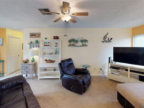 5th image of 1413 SE 19th Ln