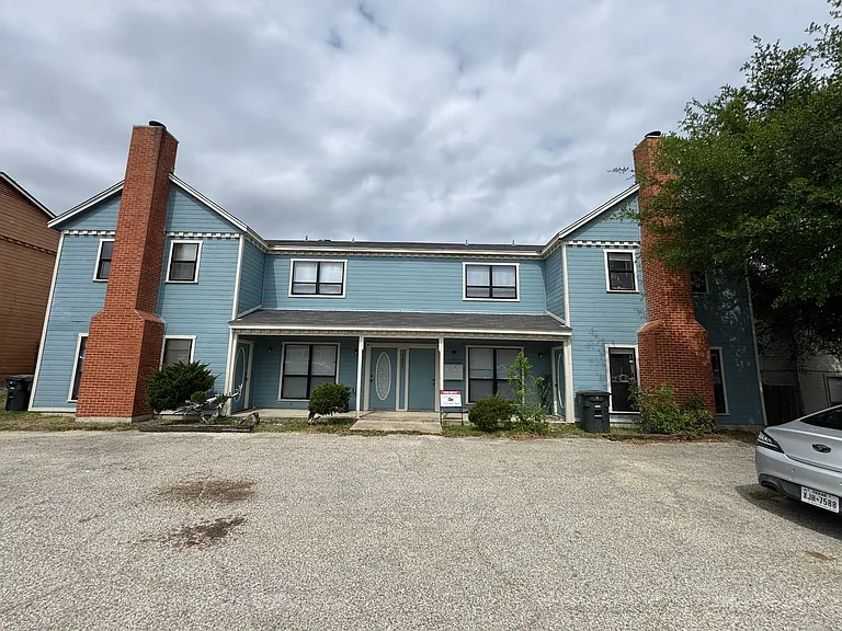 3407 Victoria Cir — Photo 29