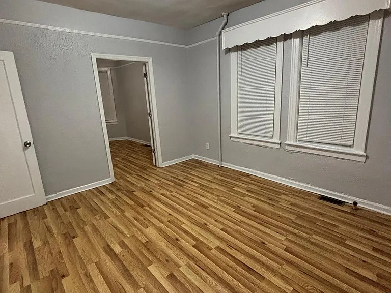 11 Dwight St #A — Photo 12
