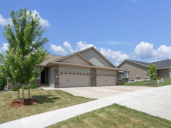 2nd image of 713 Hillside Dr
