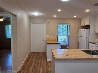 2130 Bancroft Pl APT B, Palm Harbor, FL 34683