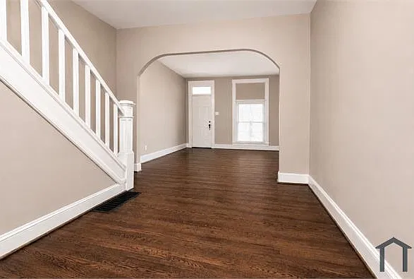 2 bed, $1,650 — Photo 4