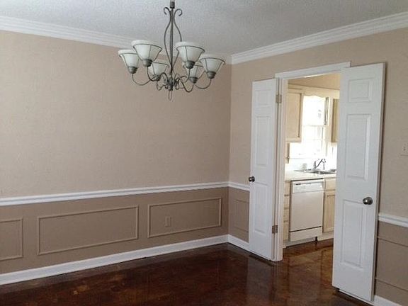 3rd image of 7911 Elm Leaf Dr