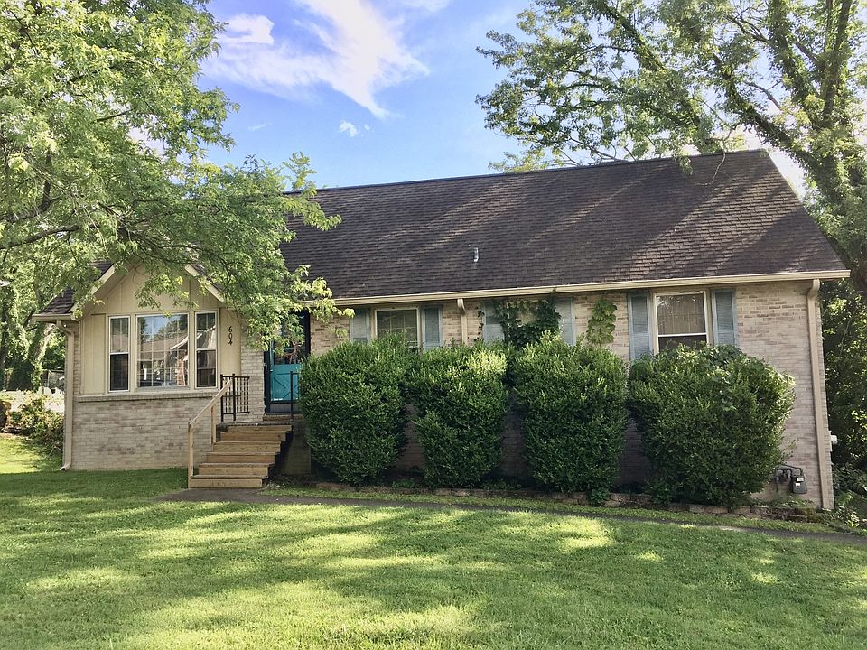 1st image of 604 Netherlands Dr