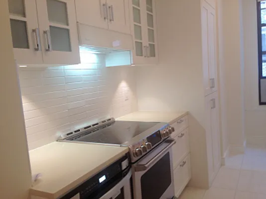 Rented by Stonehenge NYC LLC | media 24