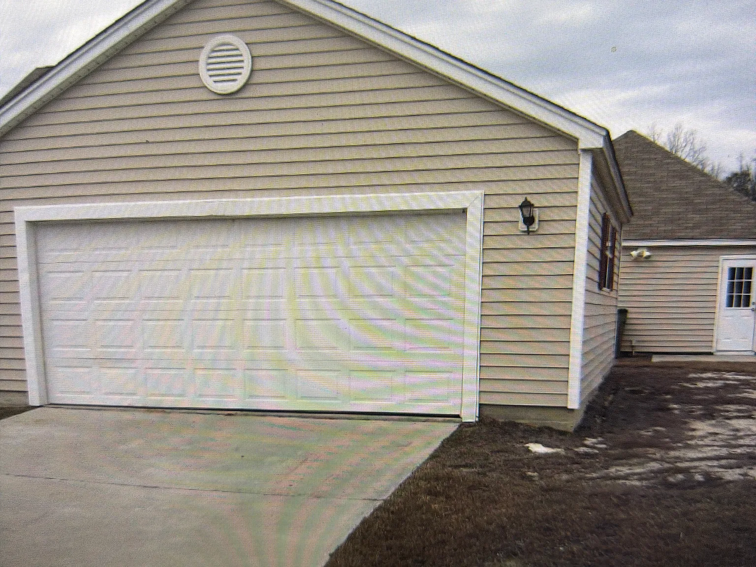 3 bed, 1253 sqft, $1,995 — Photo 4