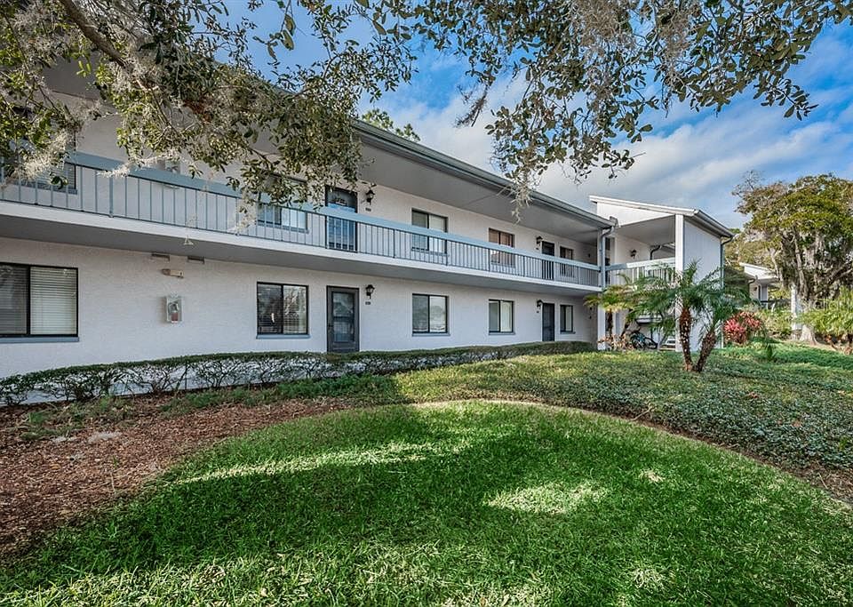 1st image of 211 Martha Ln #211