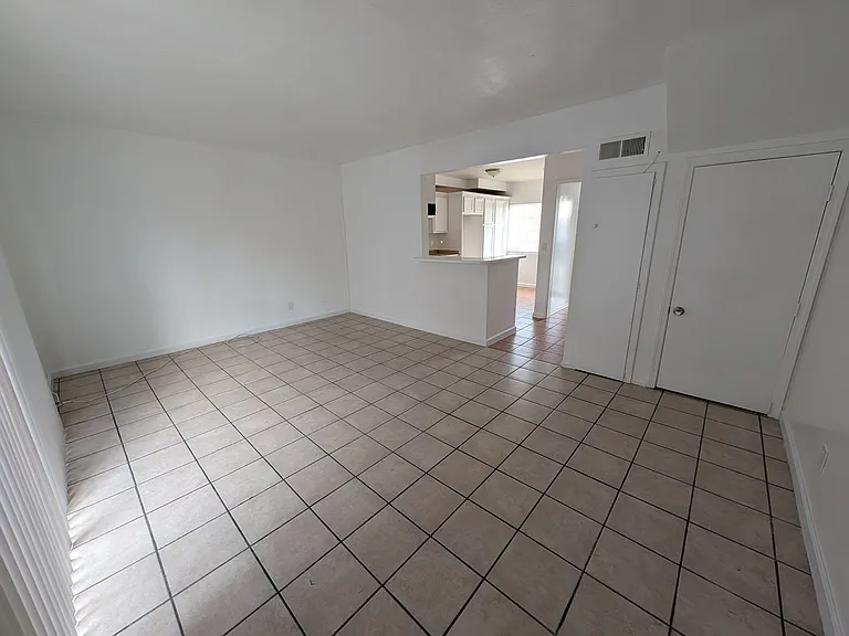 12515 Old River School Rd #6 — Photo 1