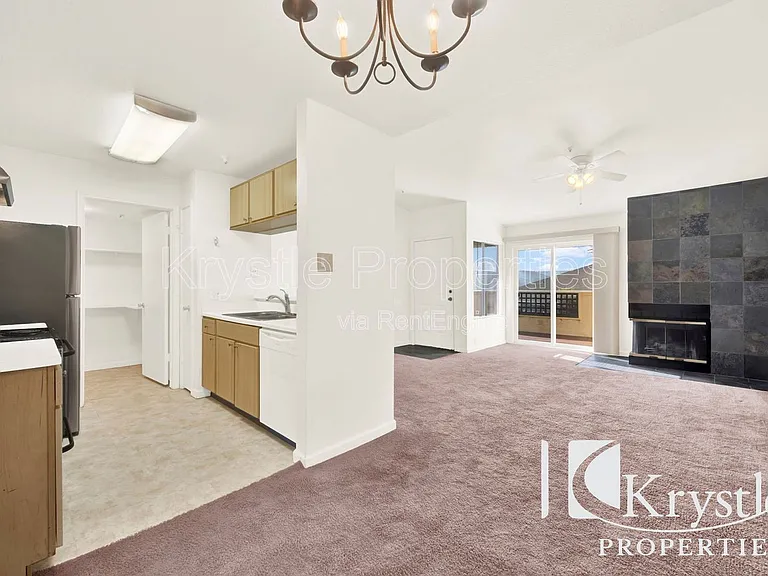 1201 Glen Cove Pkwy #1407 — Photo 7
