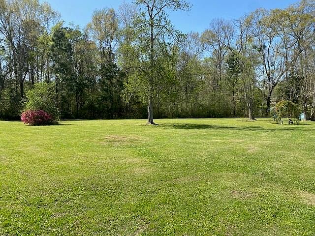 1st image of 301 Chicot Ln