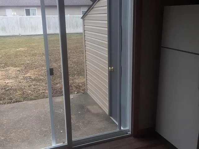Kitchen/Backyard