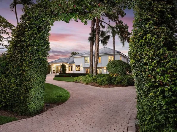 664 Hickory RD, NAPLES, FL 34108