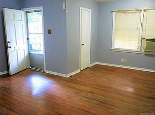 5th image of 2626 Mimosa Ave