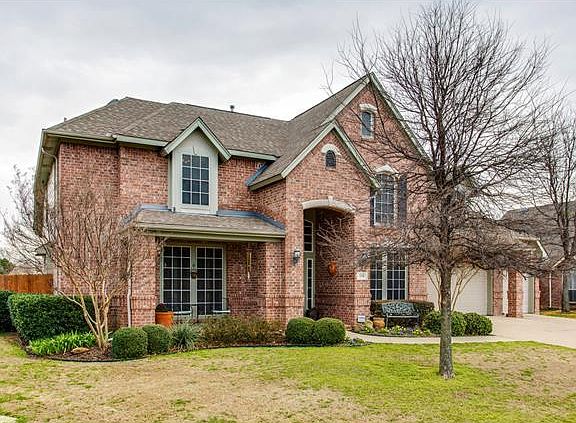 2nd image of 2716 Woodbury Dr