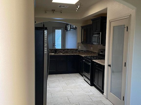 4th image of 14351 Loma Esmeralda Dr