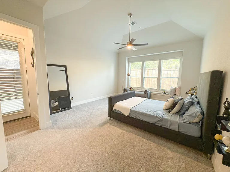 2839 Highpoint Ct — Photo 18