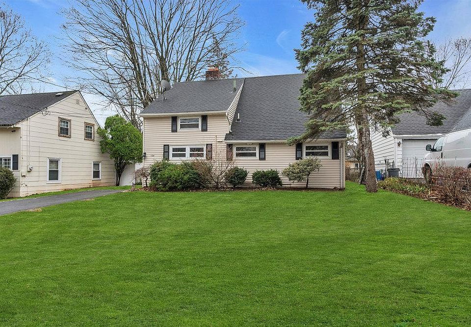 1st image of 158 Colonia Blvd