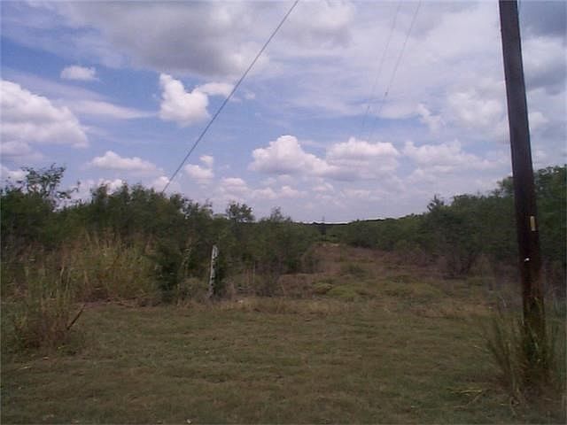 1st image of Fairway Ln