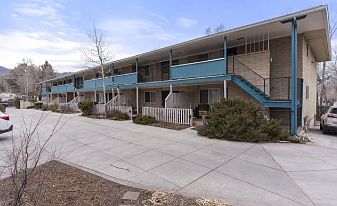3rd image of 1631 Lorraine St APT 16