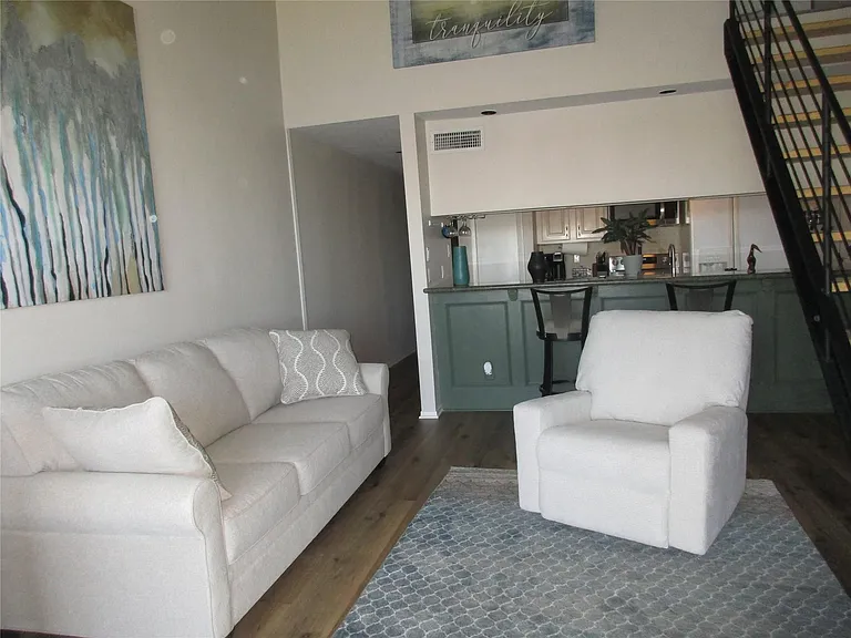 12600 Melville Dr #318B — Photo 7