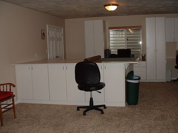 Basement craft area