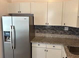 877 New London Hbr, Pasadena, MD 21122