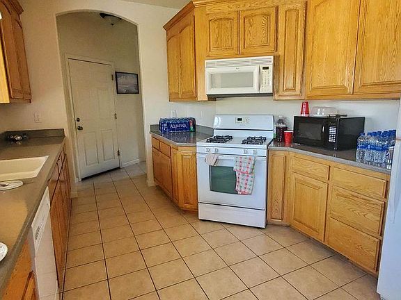2nd image of 21270 Westwood Ct