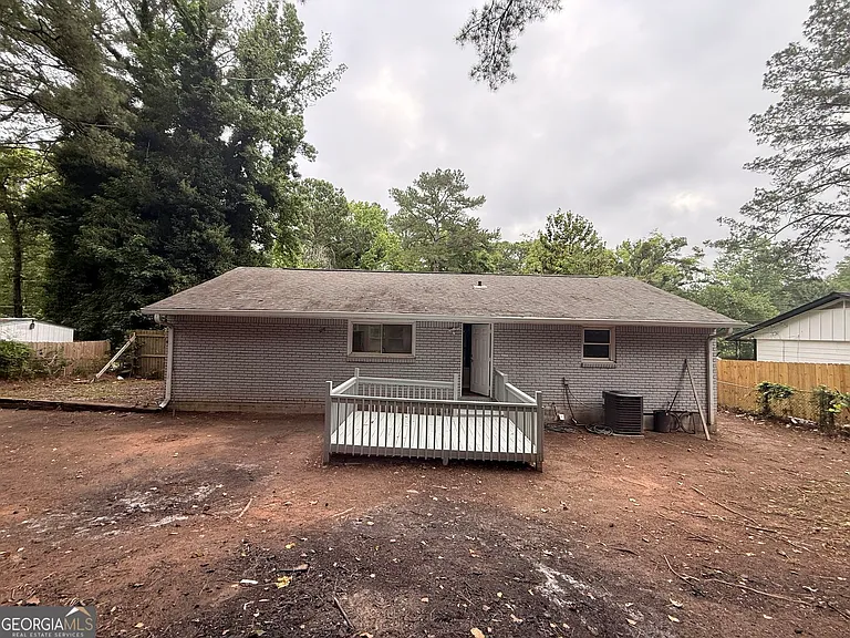 657 Robert E Lee Pkwy — Photo 26