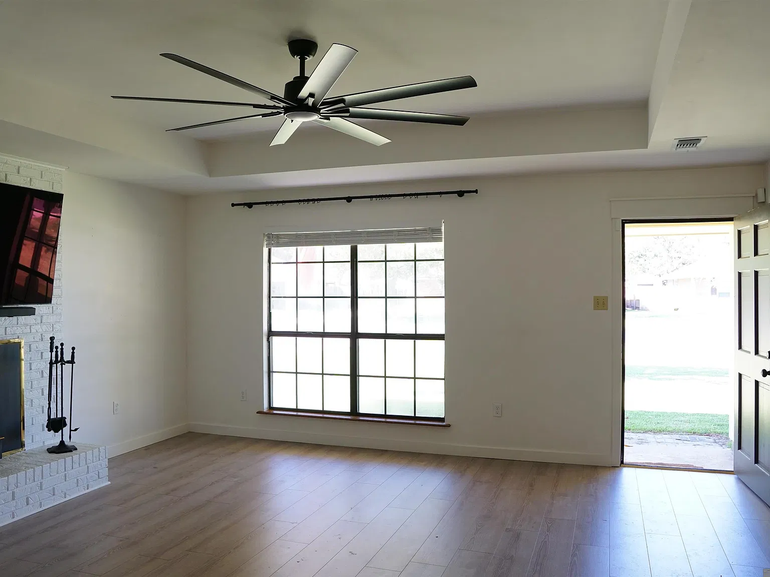 4 bed, 1604 sqft, $2,200 — Photo 4