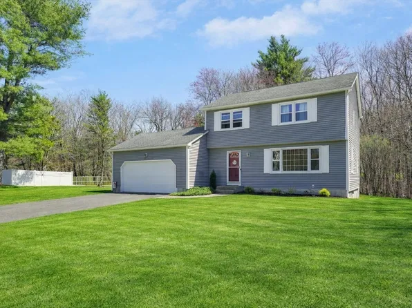 6 Ladd Ln, Wilbraham, MA 01095