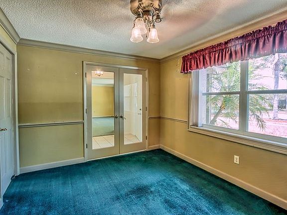 4th image of 2199 Egret Dr