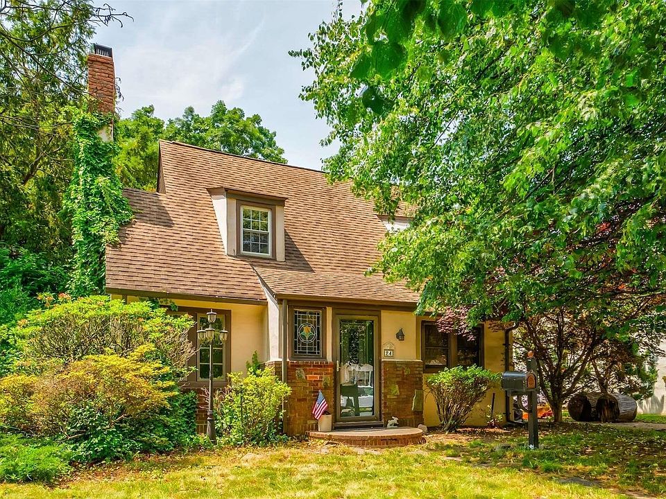 1st image of 24 Lincoln Avenue