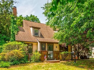 24 Lincoln Ave, Massapequa Park, NY 11762