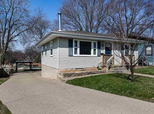 1645 Hickson Ave, Dubuque, IA 52001