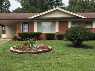 522 Cherokee Dr, New Albany, IN 47150