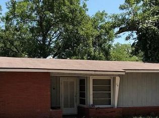 54 Newport Dr, San Antonio, TX 78218