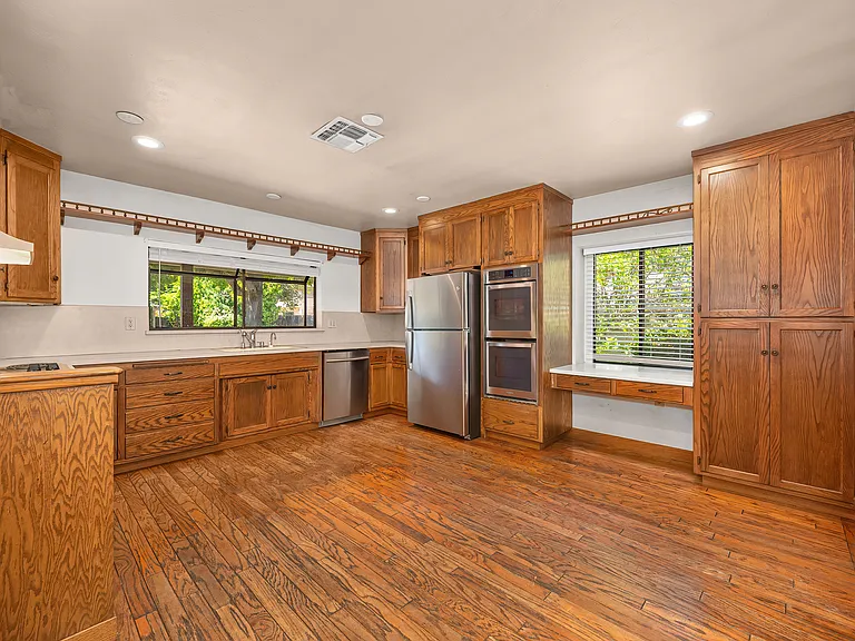 2832 Scandia Way — Photo 8