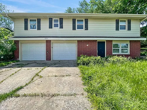 7223 NW 84th Ter Photo 1