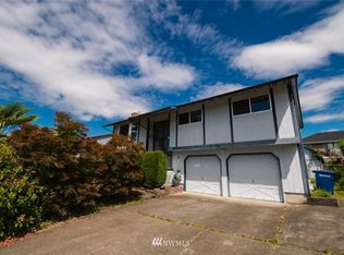 1320 S 275th Pl, Des Moines, WA 98198