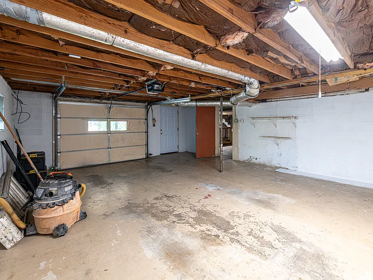 1314 Goldleaf St — Photo 32