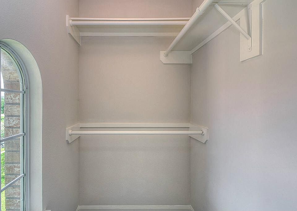 1st image of 6411 Briar Moss Ln