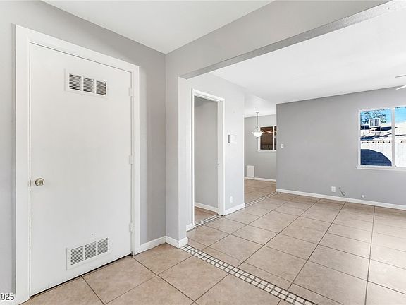 5th image of 4504 Nolan Ln