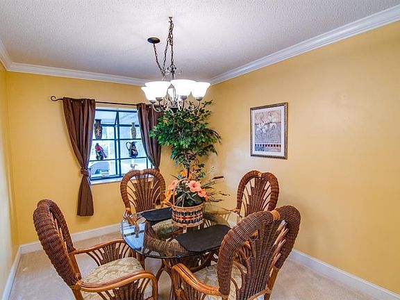 4th image of 1104 Ponderosa Pine Ln