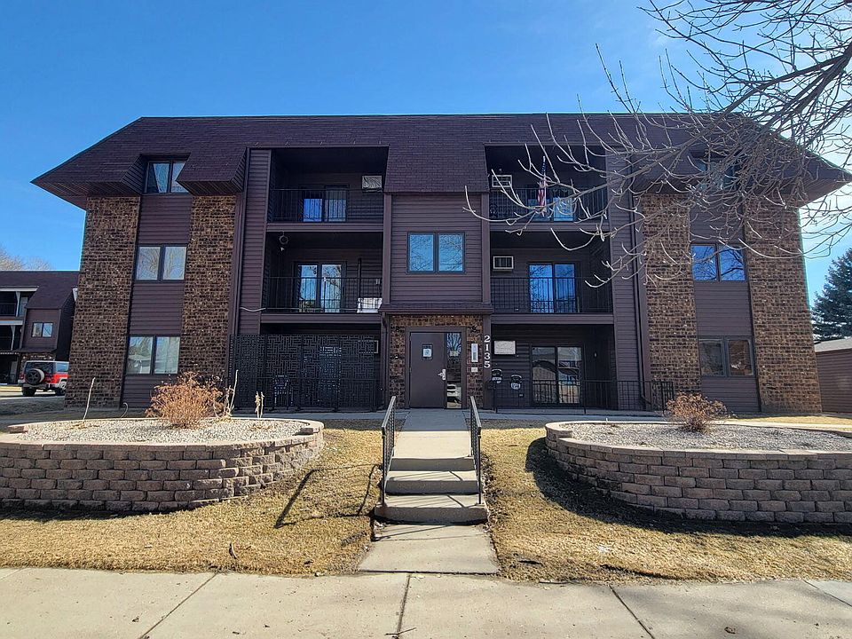 1st image of 2135 N Washington St APT 5