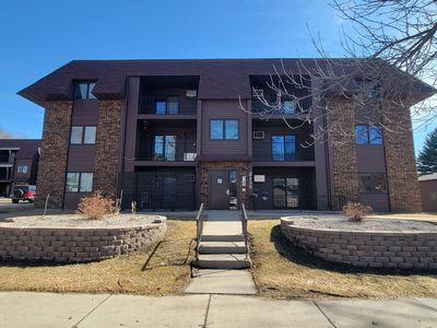 2135 N Washington St APT 5, Bismarck, ND, 58501