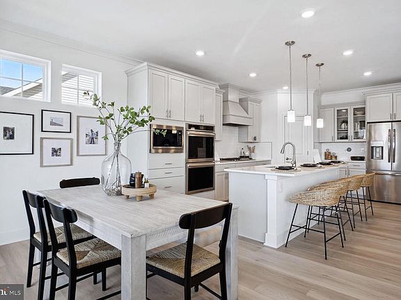 5th image of 31523 Deep Pond #36