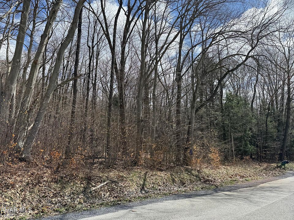 2nd image of 1 Klondike Rd