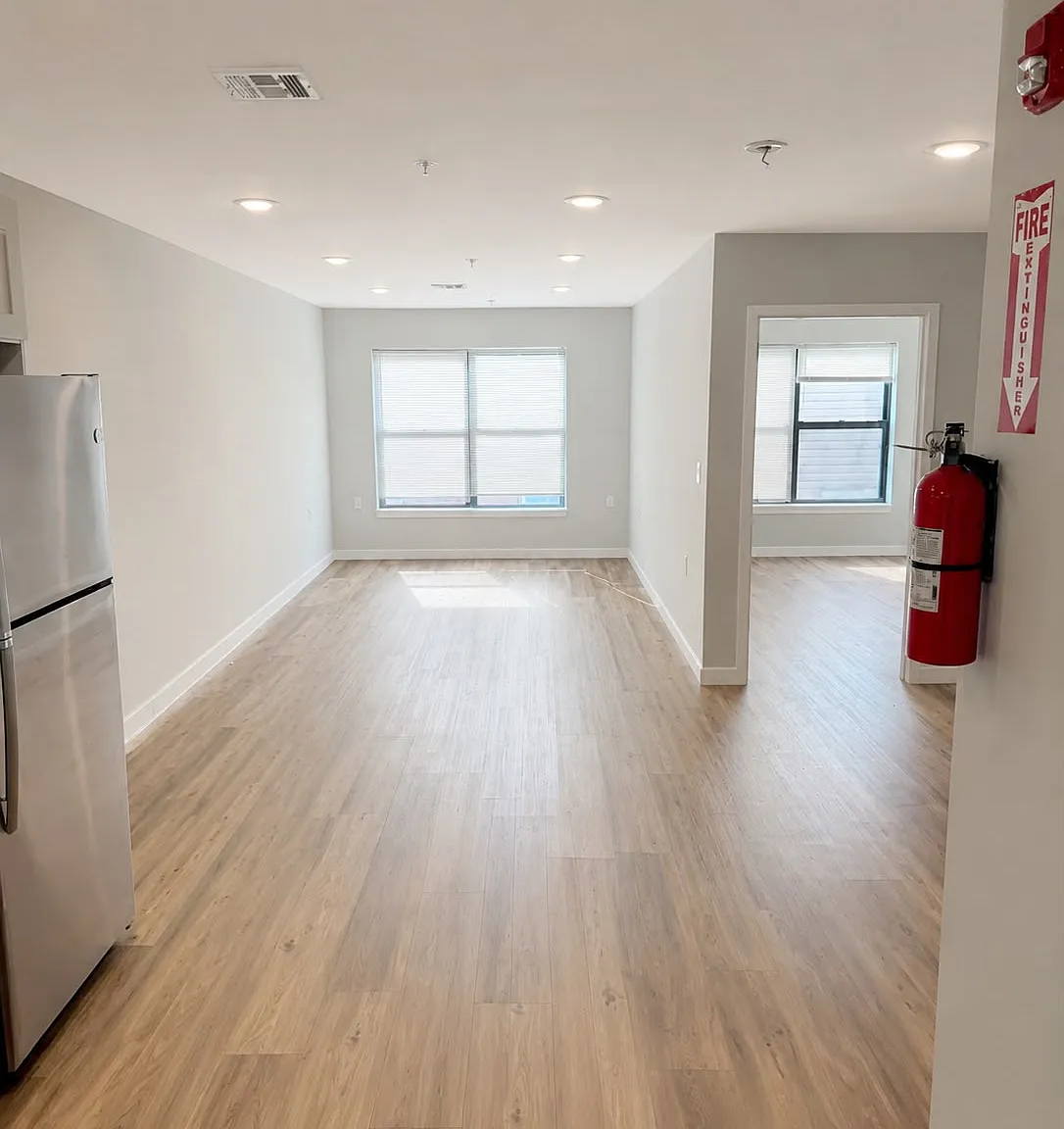 1 bed, $1,800 — Photo 4
